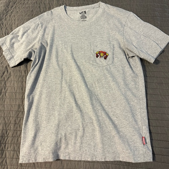 Uniqlo Marvel and Jason Polan collab - Iron Man pocket Grey shirt size Medium - Picture 2 of 5